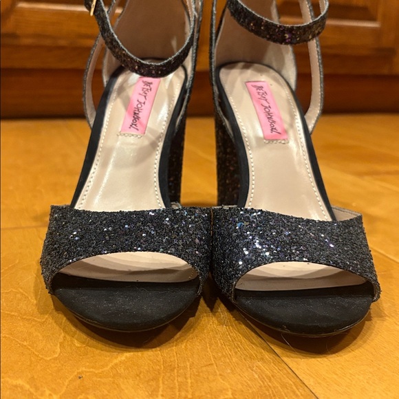 Betsey Johnson sparkly heels - Picture 2 of 7